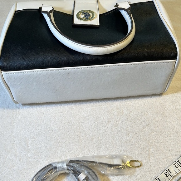 Black & white womens crossbody purse - Picture 8 of 8